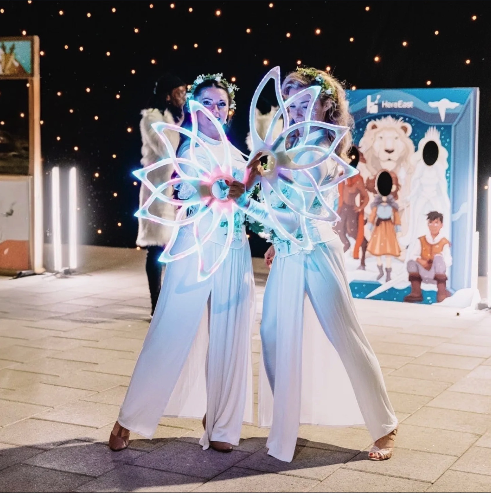 Cirque Unique performance